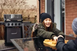 Napoleon Freestyle 425 Gasgrill, Graphit - Mit Sizzle Zone - Modell 2023 -Küchengrill Angebote Napoleon Freestyle 425 SIB Lifestyle Balkon