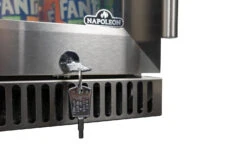 Napoleon Outdoor - Kühlschrank, 135 Liter, Linksdrehende Tür Mit Doppelverglasung Und LED Beleuchtung - Wasserdicht Nach IP24 -Küchengrill Angebote Napoleon Kuehlschrank abschliessbarNFR135OLGL