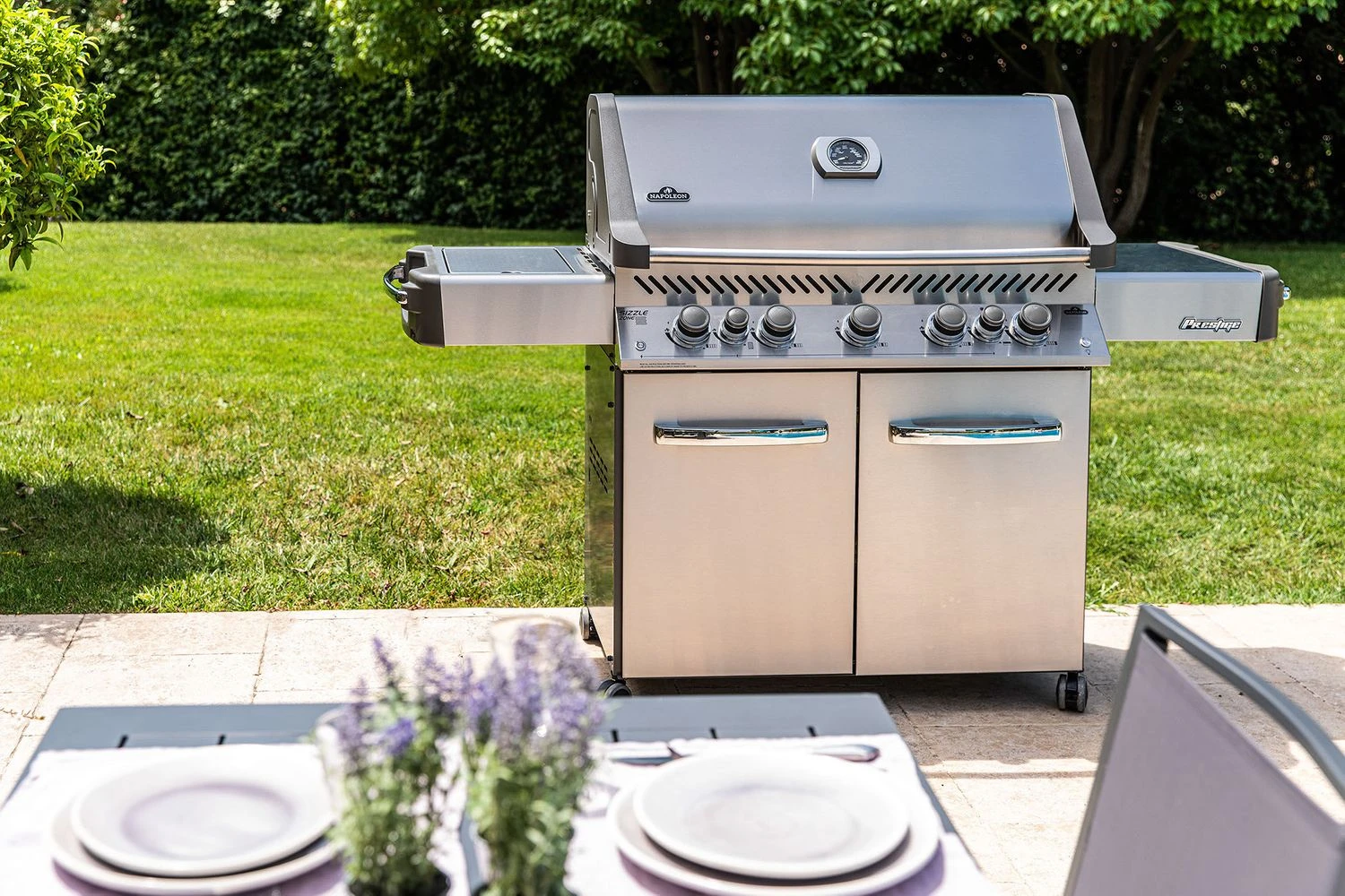 Napoleon Prestige 665 Edelstahl Gasgrill - Mit Safety Glow - Modell 2023 13 Napoleon Prestige 665 Edelstahl Gasgrill - Mit Safety Glow - Modell 2023 – Bild 13