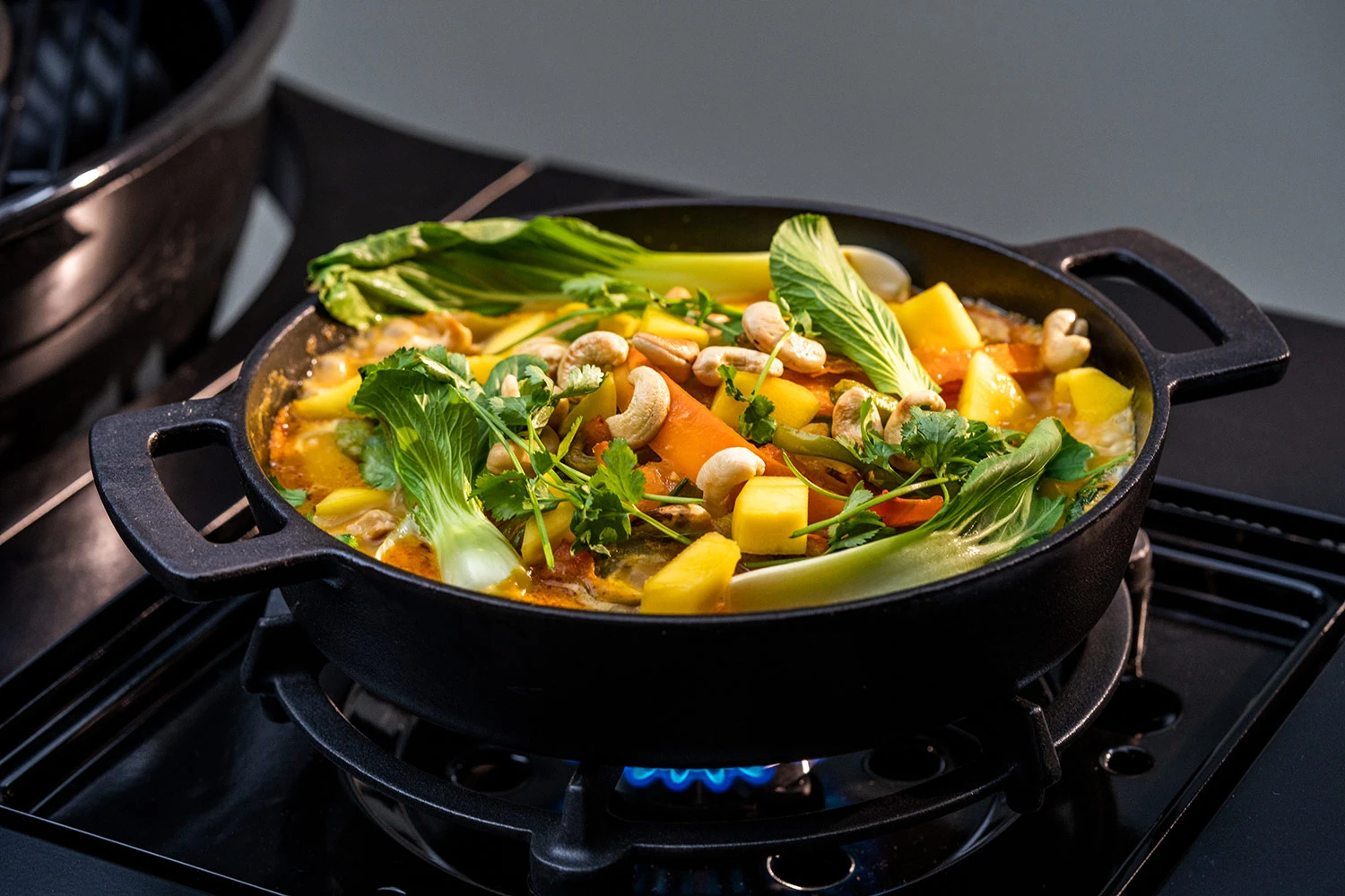 Outdoorchef Gusseisen Pfanne Ø 24 Cm 2 Outdoorchef Gusseisen Pfanne Ø 24 Cm – Bild 2