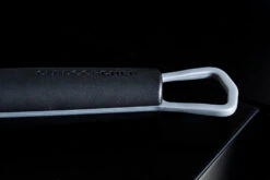 Outdoorchef Plancha Reinigungsset -Küchengrill Angebote Outdoorchef Schaber Detail Griff 1