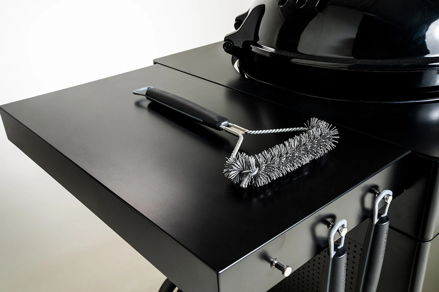 Outdoorchef Triangel Grillbürste Mit Nylonborsten, 41,5 Cm 2 Outdoorchef Triangel Grillbürste Mit Nylonborsten, 41,5 Cm – Bild 2