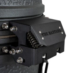 The Bastard Keramikgrill VX Medium - Complete - Schwarz Matt - Modell 2023 -Küchengrill Angebote The Bastard VX Medium Detail Deckelschanier