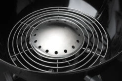 Napoleon Holzkohlegrill Kugelgrill Ø 57cm Im Rollwagen Mit Gussrost Und Deckelscharnier PRO22K-Cart-2 15 Napoleon Holzkohlegrill Kugelgrill Ø 57cm Im Rollwagen Mit Gussrost Und Deckelscharnier PRO22K-Cart-2 -Küchengrill Angebote napoleon hitzedeflektor PRO22K CART 2