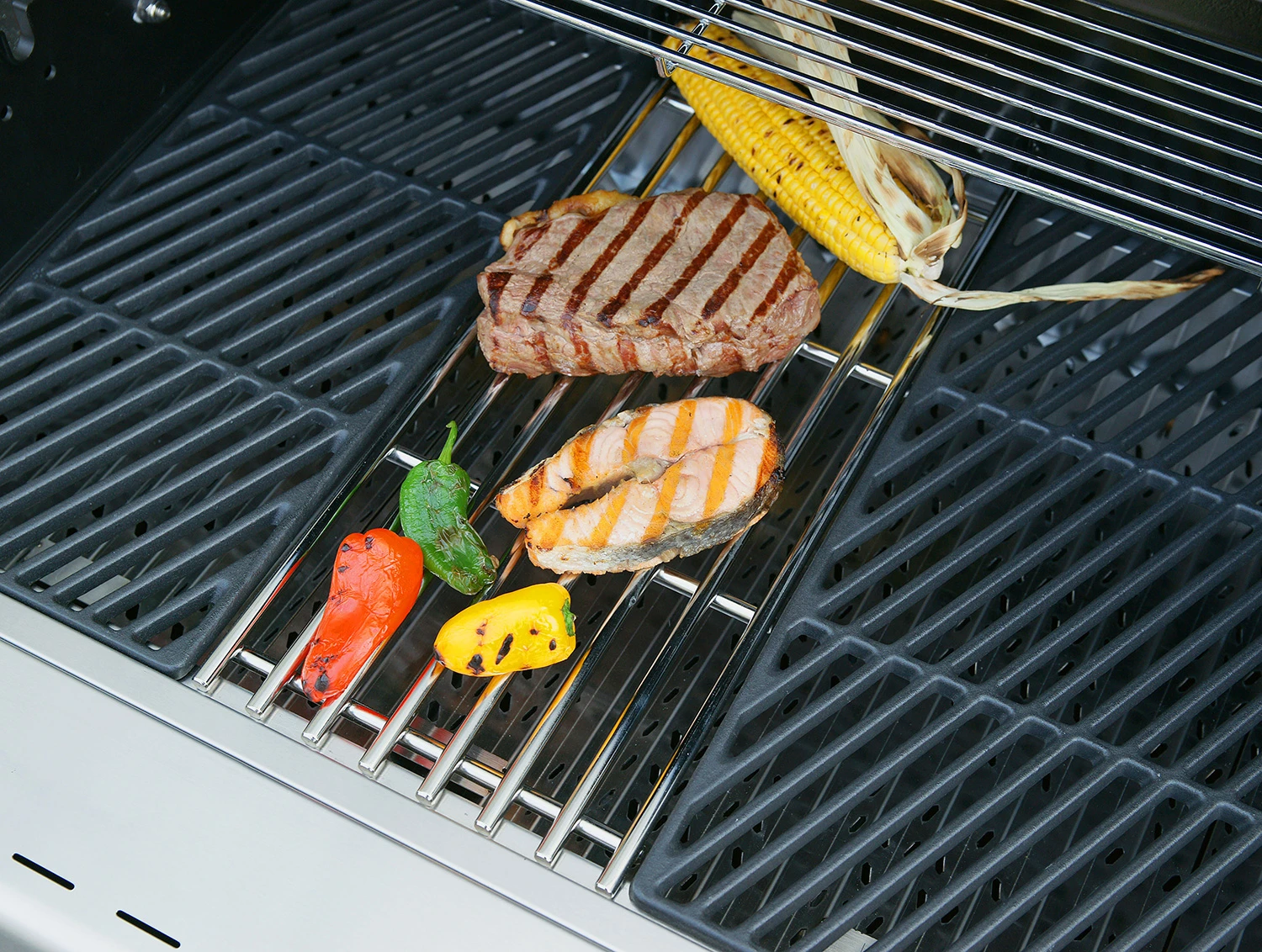 Outdoorchef DGS Edelstahl Grillrost Für Dualchef Gasgrills 1 Outdoorchef DGS Edelstahl Grillrost Für Dualchef Gasgrills